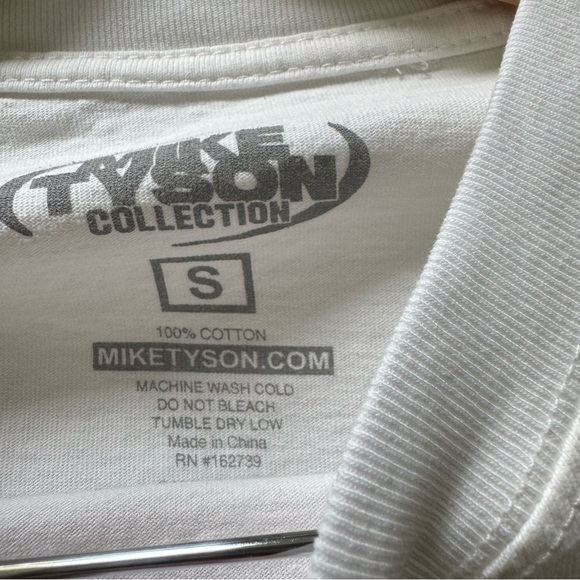 Mike Tyson Champion Graphic T-Shirt - White size Small - Picture 4 of 4